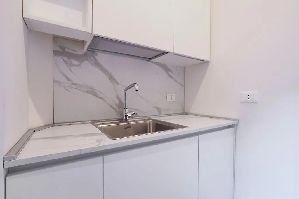 Contempora Apartments - Bilocale Castello Sforzesco Milan Italy